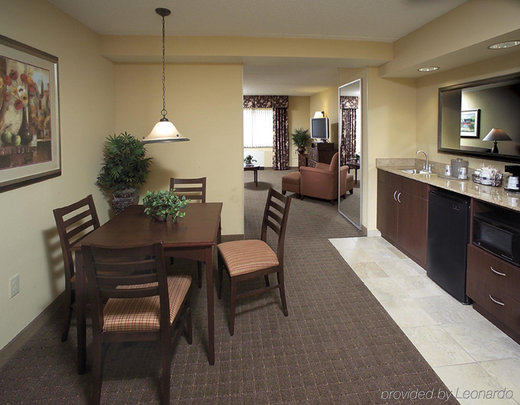 Hampton Inn Schenectady Downtown Номер фото
